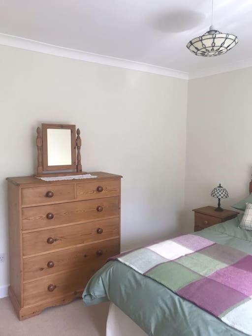No 96 Chapel Lane - Self Contained Cottage In The Heart Of Butleigh Exterior foto