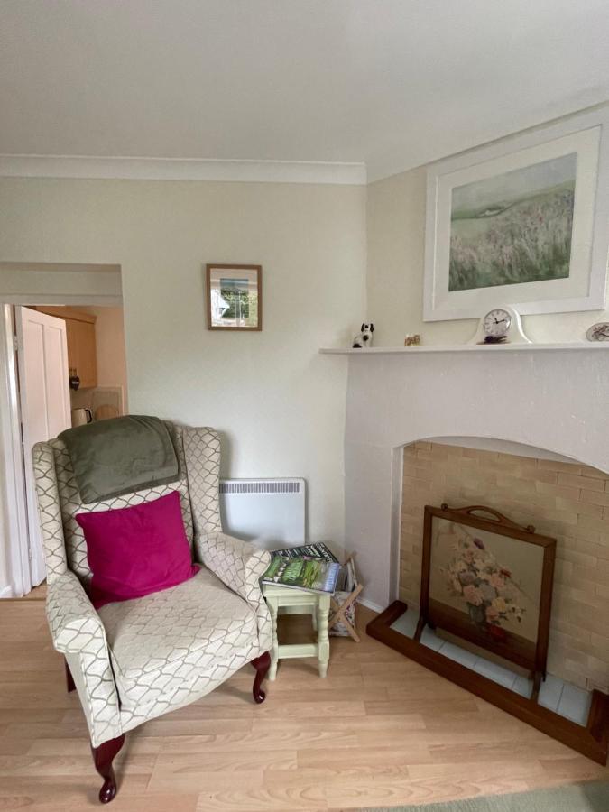 No 96 Chapel Lane - Self Contained Cottage In The Heart Of Butleigh Exterior foto